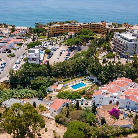 Charming Beachside Apartment W/ Pool By Lovelystay Албуфейра Екстер'єр фото