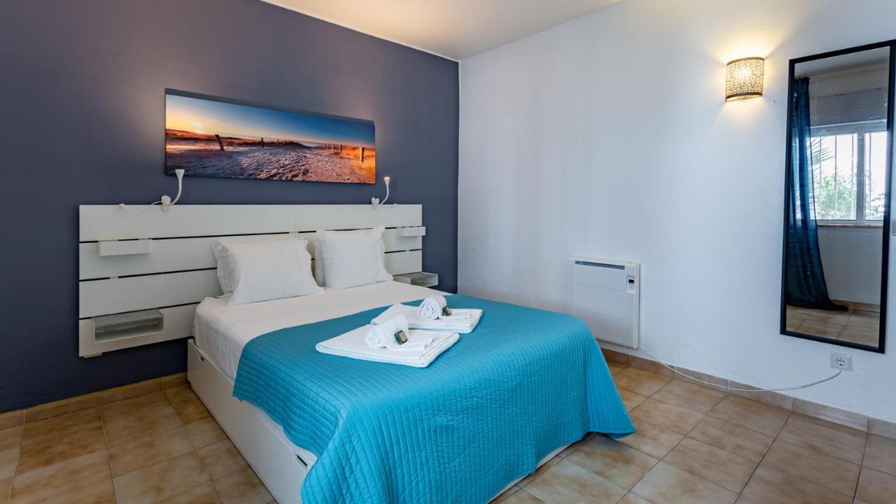 Charming Beachside Apartment W/ Pool By Lovelystay Албуфейра Екстер'єр фото